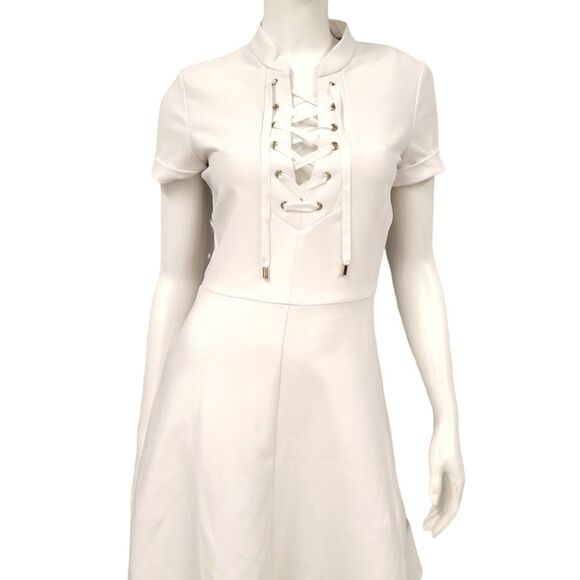 Modcloth Closet London White Lace Up Dress Womens size 6 - Picture 3 of 7